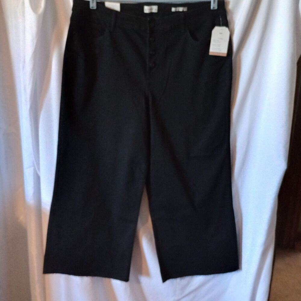 Wonderly Women's Plus Size Wide Leg Cropped Black Jeans 18W NWT Raw Hem